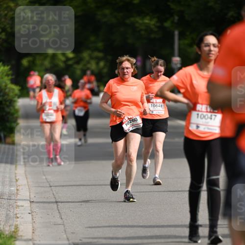 15.06.2025 - REWE Women's Run Dr. Thomas Lammeyer http://msf.ph/oto/7966002 15.06.2025 09:53:47 Laufen 10260, 10641, 10047 meine-sportfotos.de