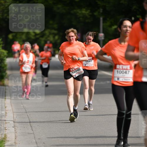 15.06.2025 - REWE Women's Run Dr. Thomas Lammeyer http://msf.ph/oto/7966015 15.06.2025 09:53:48 Laufen 10260, 10641, 10047 meine-sportfotos.de