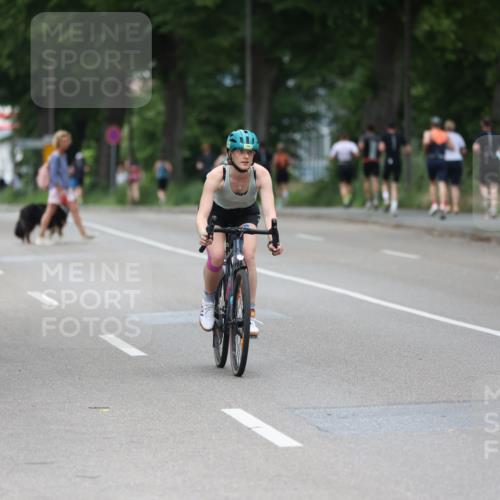 15.06.2025 - 7 Türme Triathlon Yannick Fuchs http://msf.ph/oto/7966054 15.06.2025 14:01:42 Radfahren 356 meine-sportfotos.de