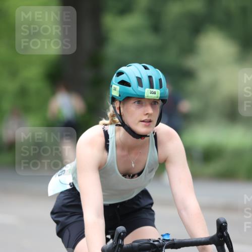 15.06.2025 - 7 Türme Triathlon Yannick Fuchs http://msf.ph/oto/7966086 15.06.2025 14:01:45 Radfahren 356 meine-sportfotos.de