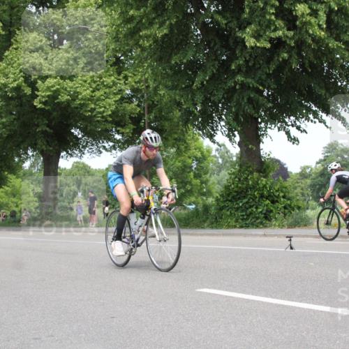 15.06.2025 - 7 Türme Triathlon Yannick Fuchs http://msf.ph/oto/7966131 15.06.2025 13:15:25 Radfahren  meine-sportfotos.de