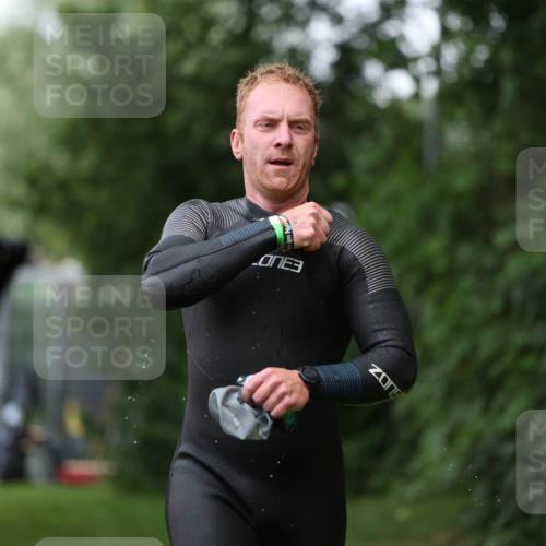 15.06.2025 - 7 Türme Triathlon Michael Strokosch http://msf.ph/oto/7966154 15.06.2025 12:20:11 Schwimmen 372, 438, 488, 550, 573, 585, 594, 595, 604, 610, 613, 631 meine-sportfotos.de