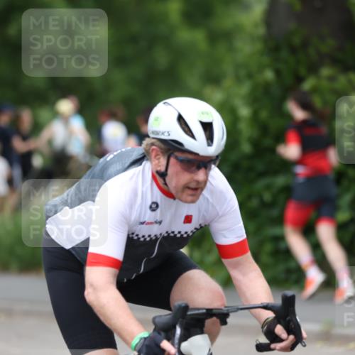 15.06.2025 - 7 Türme Triathlon Yannick Fuchs http://msf.ph/oto/7966156 15.06.2025 14:02:05 Radfahren 967 meine-sportfotos.de