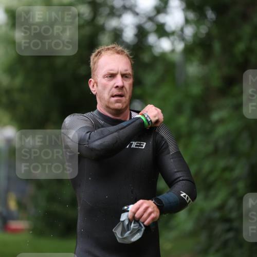 15.06.2025 - 7 Türme Triathlon Michael Strokosch http://msf.ph/oto/7966159 15.06.2025 12:20:12 Schwimmen 372, 438, 488, 550, 573, 585, 595, 604, 610, 613, 631 meine-sportfotos.de