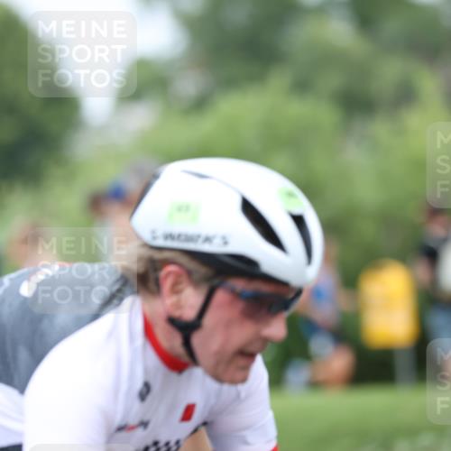 15.06.2025 - 7 Türme Triathlon Yannick Fuchs http://msf.ph/oto/7966166 15.06.2025 14:02:05 Radfahren 967 meine-sportfotos.de