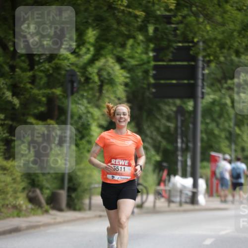 15.06.2025 - REWE Women's Run Jannik Wohlers http://msf.ph/oto/7966204 15.06.2025 10:01:27 Laufen 5511 meine-sportfotos.de