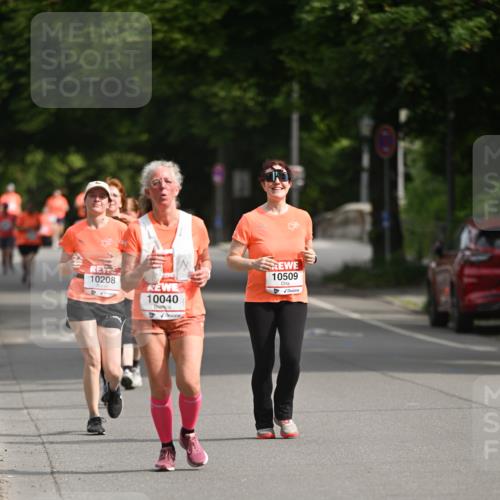 15.06.2025 - REWE Women's Run Dr. Thomas Lammeyer http://msf.ph/oto/7966206 15.06.2025 09:53:54 Laufen 10208, 10040, 10509 meine-sportfotos.de