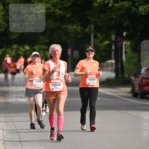 15.06.2025 - REWE Women's Run Dr. Thomas Lammeyer http://msf.ph/oto/7966212 15.06.2025 09:53:54 Laufen 10208, 10040, 10509 meine-sportfotos.de