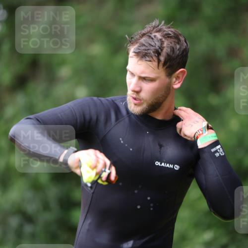 15.06.2025 - 7 Türme Triathlon Michael Strokosch http://msf.ph/oto/7966236 15.06.2025 12:20:18 Schwimmen 372, 438, 573, 595, 604, 610, 613, 631, 634 meine-sportfotos.de