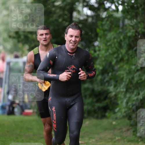 15.06.2025 - 7 Türme Triathlon Michael Strokosch http://msf.ph/oto/7966267 15.06.2025 12:20:24 Schwimmen 438, 499, 573, 595, 604, 610, 613, 634 meine-sportfotos.de