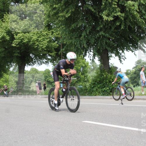15.06.2025 - 7 Türme Triathlon Yannick Fuchs http://msf.ph/oto/7966303 15.06.2025 13:17:12 Radfahren  meine-sportfotos.de