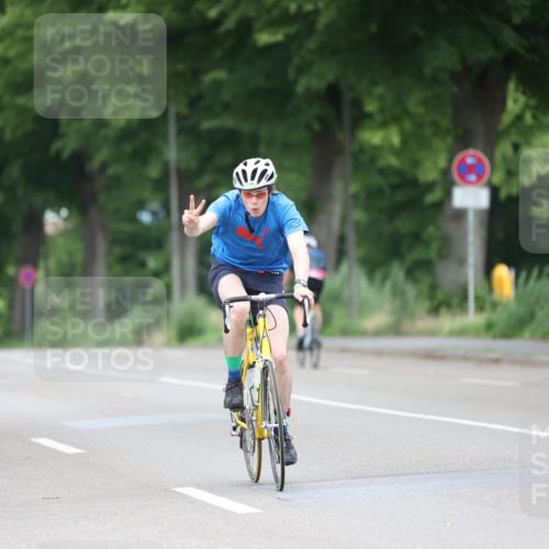 15.06.2025 - 7 Türme Triathlon Yannick Fuchs http://msf.ph/oto/7966319 15.06.2025 11:17:18 Radfahren 230 meine-sportfotos.de