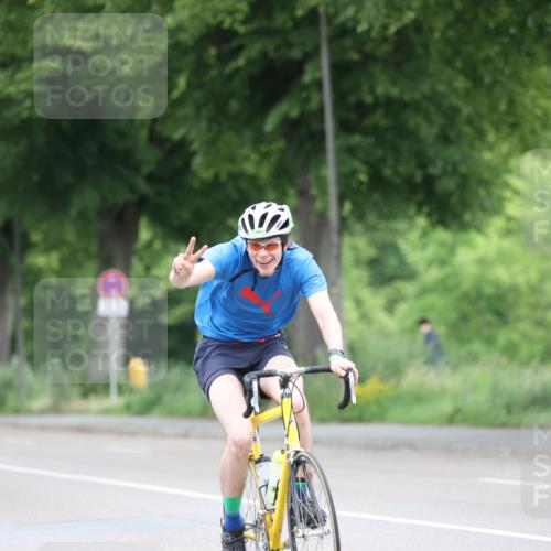 15.06.2025 - 7 Türme Triathlon Yannick Fuchs http://msf.ph/oto/7966329 15.06.2025 11:17:19 Radfahren 230 meine-sportfotos.de