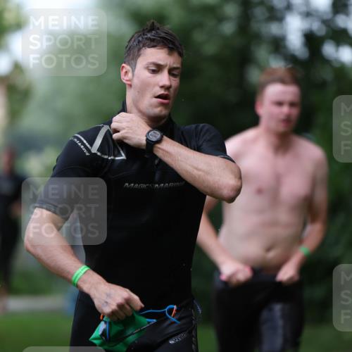 15.06.2025 - 7 Türme Triathlon Michael Strokosch http://msf.ph/oto/7966351 15.06.2025 12:20:30 Schwimmen 385, 438, 499, 573, 604, 610, 613, 634 meine-sportfotos.de