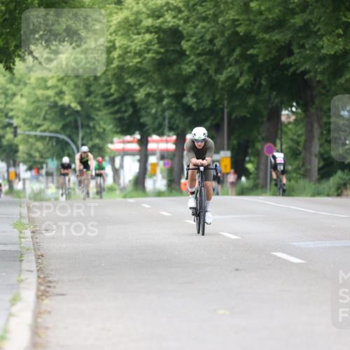 15.06.2025 - 7 Türme Triathlon Yannick Fuchs http://msf.ph/oto/7966367 15.06.2025 11:17:27 Radfahren 235, 271, 284 meine-sportfotos.de