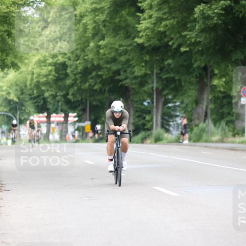 15.06.2025 - 7 Türme Triathlon Yannick Fuchs http://msf.ph/oto/7966377 15.06.2025 11:17:28 Radfahren 235, 271, 284 meine-sportfotos.de