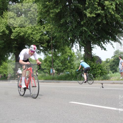 15.06.2025 - 7 Türme Triathlon Yannick Fuchs http://msf.ph/oto/7966393 15.06.2025 13:17:37 Radfahren  meine-sportfotos.de