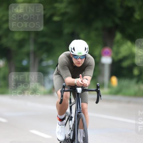 15.06.2025 - 7 Türme Triathlon Yannick Fuchs http://msf.ph/oto/7966400 15.06.2025 11:17:29 Radfahren 235, 271, 284 meine-sportfotos.de