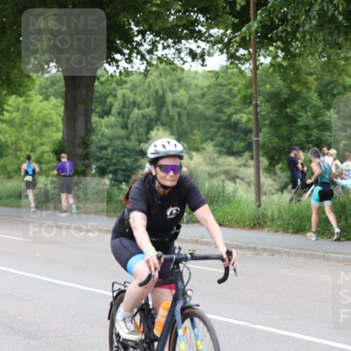 15.06.2025 - 7 Türme Triathlon Yannick Fuchs http://msf.ph/oto/7966415 15.06.2025 14:02:56 Radfahren 887 meine-sportfotos.de