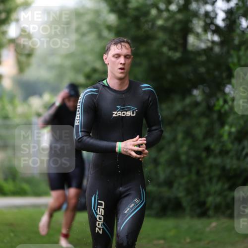 15.06.2025 - 7 Türme Triathlon Michael Strokosch http://msf.ph/oto/7966429 15.06.2025 12:20:35 Schwimmen 385, 438, 499, 573, 610, 613, 634 meine-sportfotos.de