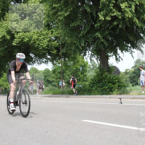 15.06.2025 - 7 Türme Triathlon Yannick Fuchs http://msf.ph/oto/7966432 15.06.2025 13:17:53 Radfahren  meine-sportfotos.de
