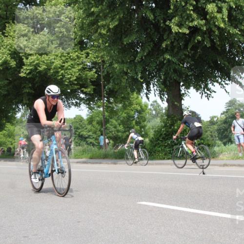 15.06.2025 - 7 Türme Triathlon Yannick Fuchs http://msf.ph/oto/7966509 15.06.2025 13:18:25 Radfahren  meine-sportfotos.de