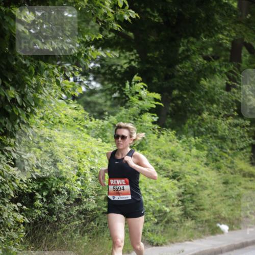 15.06.2025 - REWE Women's Run Jannik Wohlers http://msf.ph/oto/7966514 15.06.2025 10:01:43 Laufen 5594 meine-sportfotos.de