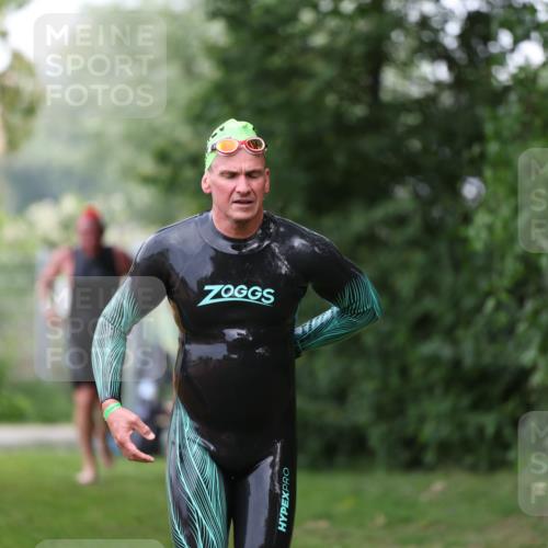 15.06.2025 - 7 Türme Triathlon Michael Strokosch http://msf.ph/oto/7966534 15.06.2025 12:20:48 Schwimmen 385, 434, 499, 557, 568, 597, 625 meine-sportfotos.de
