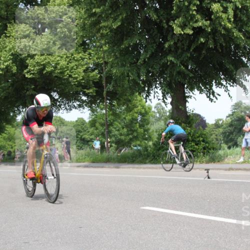 15.06.2025 - 7 Türme Triathlon Yannick Fuchs http://msf.ph/oto/7966541 15.06.2025 13:18:42 Radfahren  meine-sportfotos.de