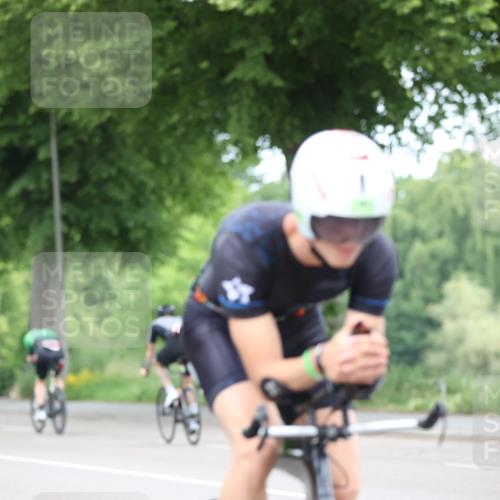 15.06.2025 - 7 Türme Triathlon Yannick Fuchs http://msf.ph/oto/7966542 15.06.2025 11:17:36 Radfahren 271, 291 meine-sportfotos.de