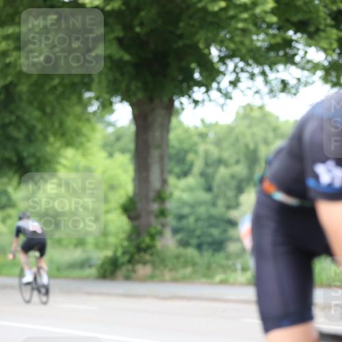 15.06.2025 - 7 Türme Triathlon Yannick Fuchs http://msf.ph/oto/7966550 15.06.2025 11:17:37 Radfahren 271, 291 meine-sportfotos.de