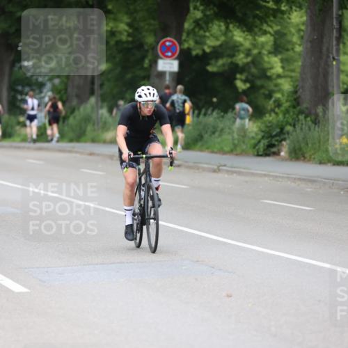 15.06.2025 - 7 Türme Triathlon Yannick Fuchs http://msf.ph/oto/7966551 15.06.2025 14:04:07 Radfahren 653 meine-sportfotos.de
