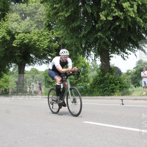 15.06.2025 - 7 Türme Triathlon Yannick Fuchs http://msf.ph/oto/7966554 15.06.2025 13:18:52 Radfahren  meine-sportfotos.de