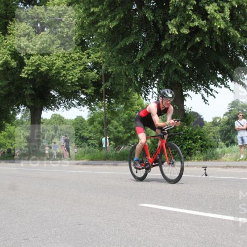 15.06.2025 - 7 Türme Triathlon Yannick Fuchs http://msf.ph/oto/7966565 15.06.2025 13:18:53 Radfahren  meine-sportfotos.de