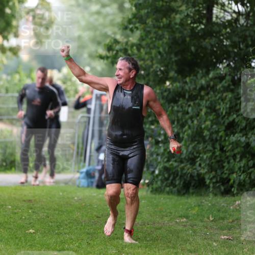 15.06.2025 - 7 Türme Triathlon Michael Strokosch http://msf.ph/oto/7966568 15.06.2025 12:20:51 Schwimmen 385, 434, 557, 568, 597, 625 meine-sportfotos.de