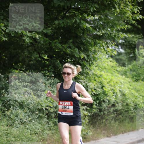 15.06.2025 - REWE Women's Run Jannik Wohlers http://msf.ph/oto/7966581 15.06.2025 10:01:44 Laufen 5594 meine-sportfotos.de