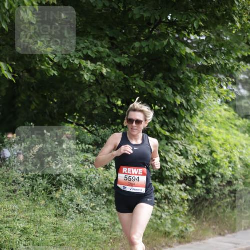 15.06.2025 - REWE Women's Run Jannik Wohlers http://msf.ph/oto/7966597 15.06.2025 10:01:44 Laufen 5594 meine-sportfotos.de