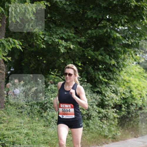 15.06.2025 - REWE Women's Run Jannik Wohlers http://msf.ph/oto/7966617 15.06.2025 10:01:45 Laufen 5594 meine-sportfotos.de