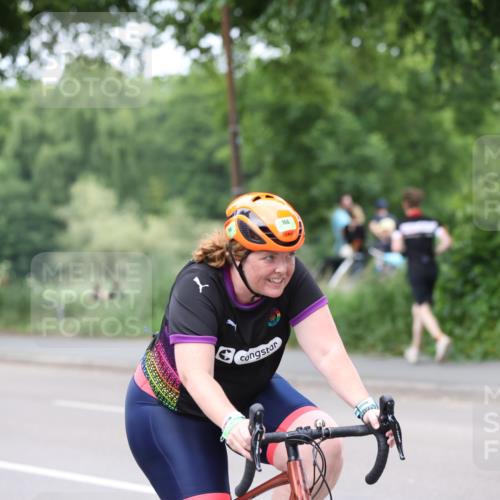 15.06.2025 - 7 Türme Triathlon Yannick Fuchs http://msf.ph/oto/7966628 15.06.2025 14:05:47 Radfahren  meine-sportfotos.de