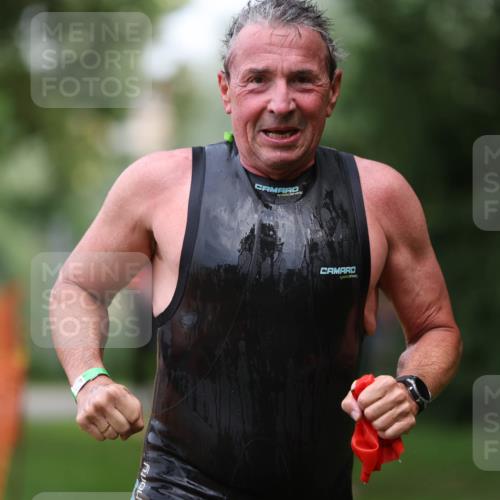 15.06.2025 - 7 Türme Triathlon Michael Strokosch http://msf.ph/oto/7966673 15.06.2025 12:20:56 Schwimmen 385, 434, 557, 568, 592, 597, 625 meine-sportfotos.de