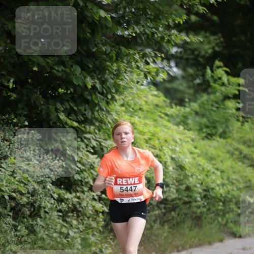 15.06.2025 - REWE Women's Run Jannik Wohlers http://msf.ph/oto/7966705 15.06.2025 10:01:48 Laufen 5447 meine-sportfotos.de