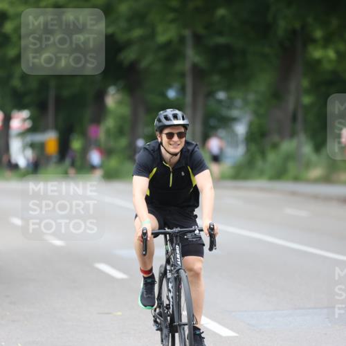 15.06.2025 - 7 Türme Triathlon Yannick Fuchs http://msf.ph/oto/7966714 15.06.2025 14:08:45 Radfahren 294, 838 meine-sportfotos.de