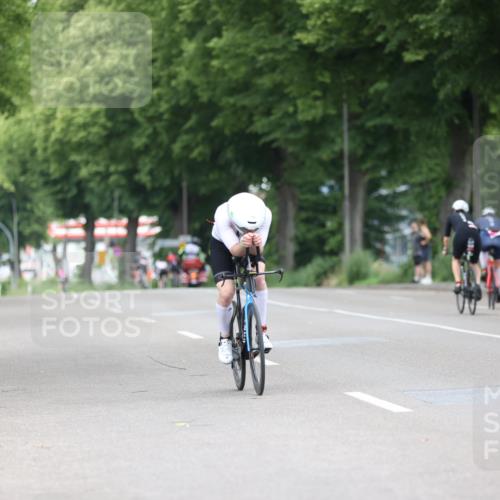 15.06.2025 - 7 Türme Triathlon Yannick Fuchs http://msf.ph/oto/7966725 15.06.2025 11:18:24 Radfahren 215 meine-sportfotos.de