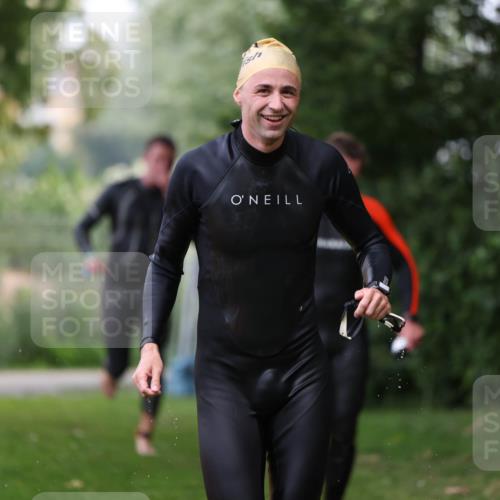 15.06.2025 - 7 Türme Triathlon Michael Strokosch http://msf.ph/oto/7966742 15.06.2025 12:21:00 Schwimmen 385, 434, 557, 568, 592, 597, 625, 674 meine-sportfotos.de