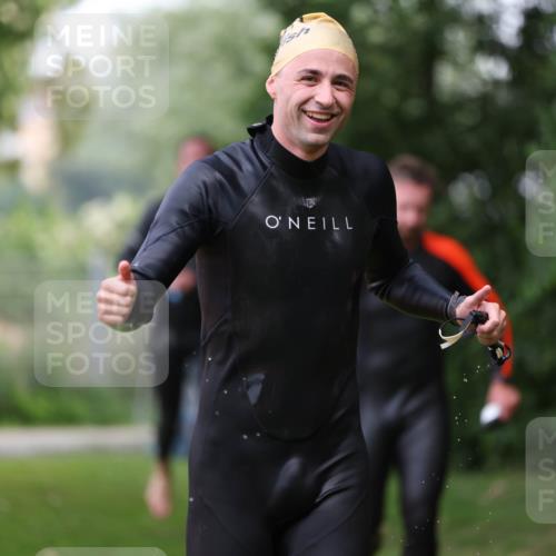 15.06.2025 - 7 Türme Triathlon Michael Strokosch http://msf.ph/oto/7966763 15.06.2025 12:21:01 Schwimmen 434, 557, 568, 592, 597, 625, 674 meine-sportfotos.de