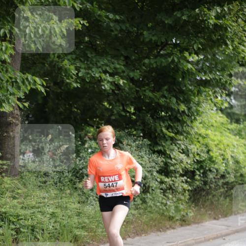15.06.2025 - REWE Women's Run Jannik Wohlers http://msf.ph/oto/7966769 15.06.2025 10:01:49 Laufen 5447 meine-sportfotos.de