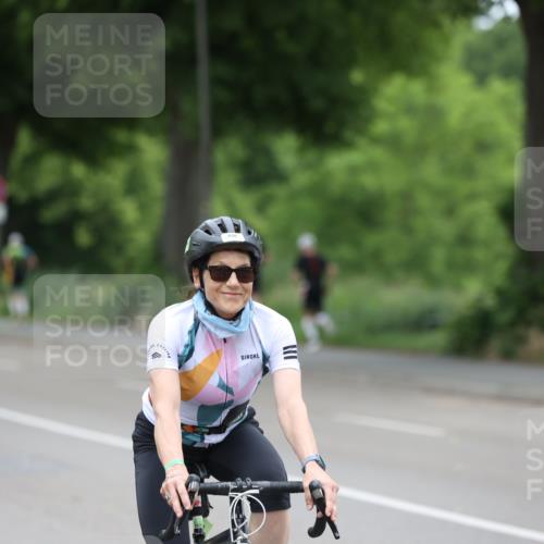 15.06.2025 - 7 Türme Triathlon Yannick Fuchs http://msf.ph/oto/7966817 15.06.2025 14:08:51 Radfahren 838 meine-sportfotos.de