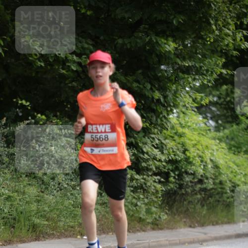 15.06.2025 - REWE Women's Run Jannik Wohlers http://msf.ph/oto/7966822 15.06.2025 10:01:55 Laufen 5568 meine-sportfotos.de