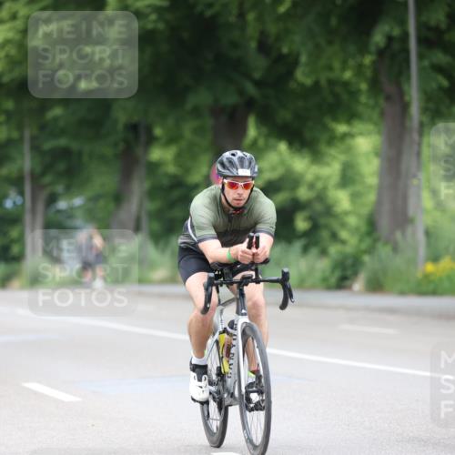 15.06.2025 - 7 Türme Triathlon Yannick Fuchs http://msf.ph/oto/7966830 15.06.2025 11:18:39 Radfahren 264 meine-sportfotos.de