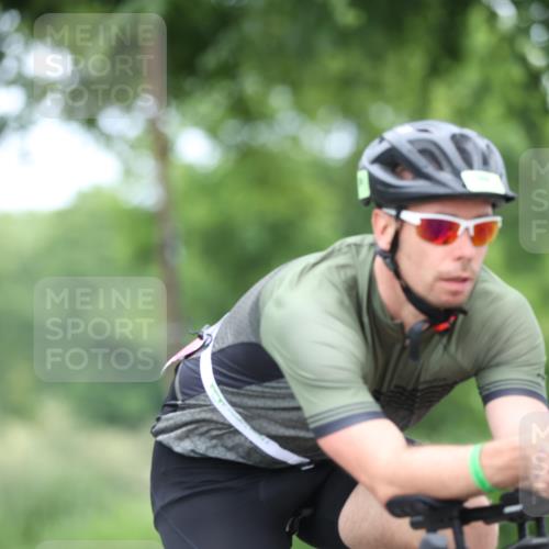 15.06.2025 - 7 Türme Triathlon Yannick Fuchs http://msf.ph/oto/7966862 15.06.2025 11:18:40 Radfahren 264 meine-sportfotos.de
